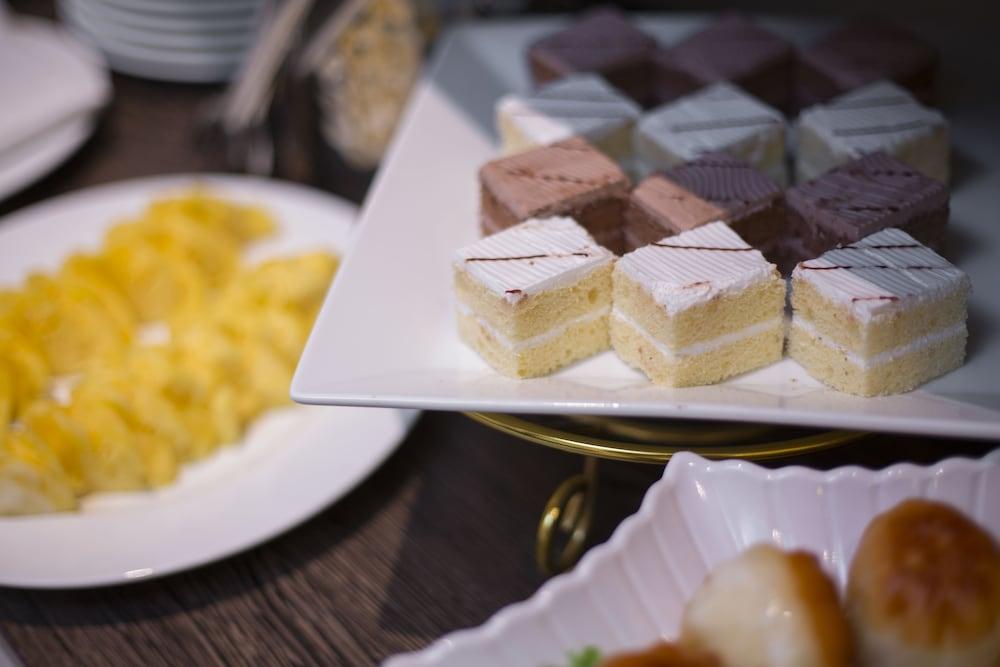 加里奥特中央酒店 河内 外观 照片